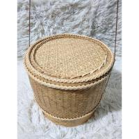 ราคา กระติ๊บข้าวเหนียวสานจากคล้าเย็บด้วยหวายแท้ ใบใหญ่ ขนาด9.5นิ้ว (28576469397)