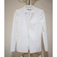 ราคา [NEW] White Woman Suit เสื้อสูทใส่ทำงาน เสื้อสูทสมัครแอร์ ทรงสวย คัทติ้งเนี้ยบ สีขาวไม่ออฟไวท์ เสริมไหล่เล็กๆ ของใหม่ค่ะ (1232788476)