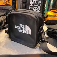 ราคา แท้ป้ายห้อย THE NORTH FACE กระเป๋าสะพายข้างทรงกล่องสีดำโลโก้ขาว รุ่น EXPLORE BARDU II (23360733948)