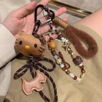ราคา สร้างสรรค์ตกแต่งคิตตี้ตุ๊กตาสาวน่ารักกระเป๋าโทรศัพท์มือถือจี้โซ่ลูกปัดจี้พวงกุญแจเชือกเส้นเล็กอิน (26168971023)