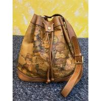 ราคา พร้อมส่ง**กระเป๋าจีบ Alviero Martini แท้มือสอง (16303696216)