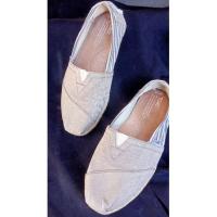 ราคา รองเท้าtomsมือสองของแท้ (18966703620)