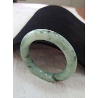 ราคา J171 กำไลหยกพม่าเนื้อเทียนกึ่งวุ้นสีเขียวแอปเปิ้ลแซมเขียวมอส (23419788932)