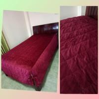 ราคา ผ้าปูรองนอนงานชายระบาย ผ้ากำมะหยี่ 3.5 ฟุตมือสอง(ทำความสะอาดแล้วค่ะ) (9673372944)