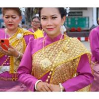 ราคา ผ้าสไบ รำบวงสรวงย่าโม ลายกากเพชร เย็บขอบดิ้นทองสวยงาม (14959130900)