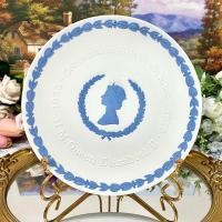 ราคา Wedgwood Jasperware Reverse White Blue Queen Elizabeth Plate จาน 8 นิ้ว (22167442329)