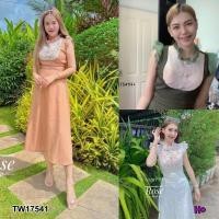 ราคา เดรสแขนกุดไหล่ระบายอกแต่งลูกไม้ MM17541 Sleeveless dress with lace detailing on the shoulders. (20010052520)