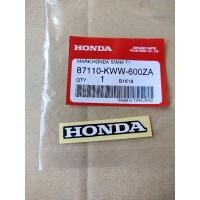 ราคา 87110-KWW-600ZAสติ๊กเกอร์แท้ขนาด55มม.สีขาวพื้นหลังสีดำ,1ชิ้น ติดบังโคลนหลังเวฟ110iอะไหล่แท้HONDA (23942979816)