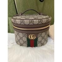 ราคา Saleพร้อมส่ง⚡️⚡️⚡️New Gucci Cosmetic Case (9836527661)