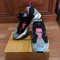 ราคา รองเท้ามือสอง Reebok pump (1615264582)
