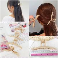 ราคา กิ๊บหนีบผม งานโลหะ สีทอง ตัวใหญ่ 11 ซ.ม. ติดมุก เม็ดเล็กๆ (17370821919)