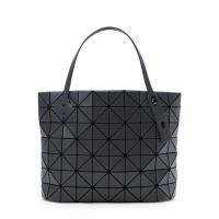 ราคา BAO BAO ISSEY MIYAKE ROCK MATTE Handbagของแท้shopไทย (26377399512)