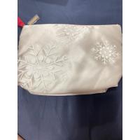 ราคา กระเป๋าอเนกประสงค์ จากแบรนด์ Clarins (11599726822)