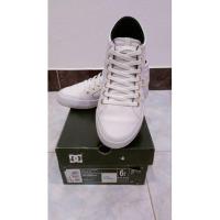 ราคา รองเท้าผ้าใบ หุ้มข้อ ยี่ห้อ DC ของแท้ (มือ2) (18121111336)