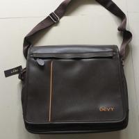 ราคา กระเป๋าหนังสะพายข้าง devy (1612423331)