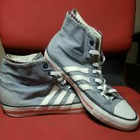 ราคา รองเท้าหุ้มข้อสูง สีเทา แถบขาว Adidas เบอร์ 43.5 ยาว 27.5 cm (27670651213)