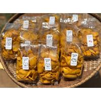 ราคา ข้าวเกรียบทอดกรอบ ตรา สวนสมรักษ์โคราช(ข้าวเกรียบมะม่วง|ข้าวเกรียบเห็ดหอม|ข้าวเกรียบมันม่วง)(70-100กรัม) (41203556418)