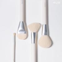 ราคา 4U2 PRO BRUSH แปรงแต่งหน้า (22528443773)