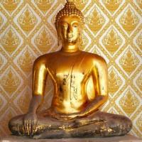 ราคา วอลเปเปอร์ติดผนัง ลายไทย ตกแต่งห้องพระ ลายเทพนม (สีทองพื้นขาว) (11203517796)