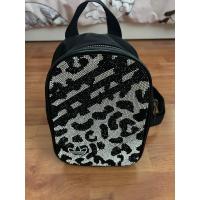 ราคา กระเป๋าเป้Adidasเล็กขนาด8นิ้ว(มือสอง) (22476624292)