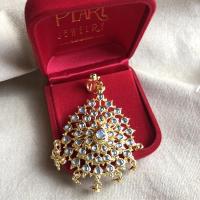 ราคา จี้ชุดไทย แบบโบราณ สีเพชรซีก ขนาด 3 cm.งานไทย (19735098207)