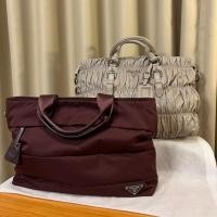 ราคา กระเป๋า Prada หนังแท้ มือสอง (16298305220)