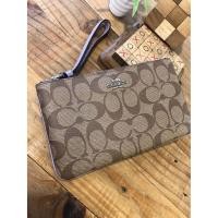 ราคา LARGE WRISTLET IN SIGNATURE (COACH F58695) (2855514362)