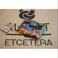 ราคา กระเป๋าสตางค์ kloset มือ 1 ป้ายห้อย (1791321318)