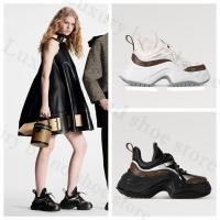 ราคา Louis Vuitton คลาสสิก LV ARCHLIGHT 2.0 PLATFORM สำหรับผู้หญิง รองเท้าผ้าใบ ของแท้ (26503360957)