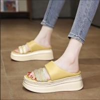 ราคา รองเท้าส้นสูงผู้หญิงแบบสวม ส้นหนา หัวกลม กันน้ำ (42004307806)