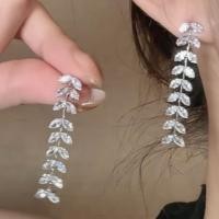 ราคา Linda ต่างหูประดับเพชรรูปใบมะกอก ทรงยาวสไตล์เก๋ๆ เหมาะสำหรับผู้หญิง (28124104235)