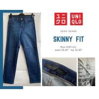 ราคา Uniqlo กางเกง ยีนส์ สีเข้ม สกินนี่ skinny มือสอง สภาพใหม่ (4542291862)