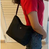 ราคา กระเป๋า Aigner มือสองของแท้ (4295245853)