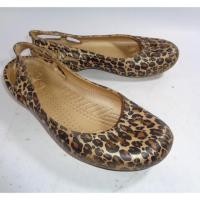 ราคา รองเท้า crocs มือสองแท้100% (745449372)