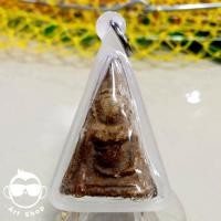 ราคา พระสมเด็จนางพญาเนื้อดิน ขนาดองค์พระ 3.5 ซม. พร้อมเลี่ยม (25652783284)