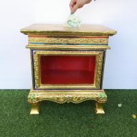 ราคา ตู้บริจาคไม้ ขาสิงห์ ตู้รับบริจาค กล่องบริจาค ตู้บริจาคไม้ ตู้รับบริจาคไม้แกะสลักสีทอง ขนาด 30x40x44 cm.ทำบุญ ถวายวัด (23605399307)
