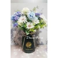 ราคา แจกันแก้วเคลือบสีพร้อมดอกไม้โทนฟ้าขาว (11825277489)