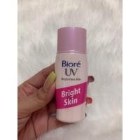 ราคา (Clearance Sale )BIORE UV Bright Face Milk SPF50+ PA+++ ครีมกันแดด 30ml (8562363836)