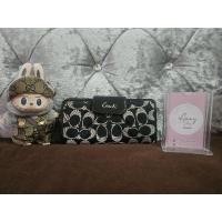 ราคา กระเป๋าสตางค์ Coach มือสอง แท้ 100% (28050768525)