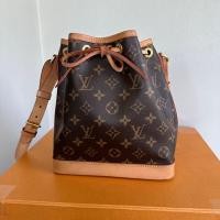 ราคา กระเป๋า Louis vuitton ของแท้ Noe ลายโมโนแกรม ไซต์ BB (28177626016)