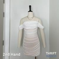 ราคา ThriftHabor - เดรสสั้นปาดไหล่ สีขาว วินเทจ มือสอง สภาพดีมาก เหมือนใหม่ (Size M) |2ND HAND vintage white mini dress (24078720005)