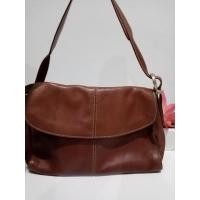 ราคา กระเป๋าถือหนัง liz claiborne จากอเมริกา แท้100% (7947975346)