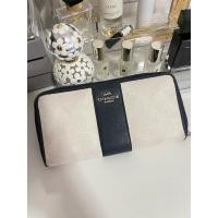 ราคา กระเป๋าสตางค์ใบยาว coach ของแท้ มือสอง สีน้ำเงินขาว (28685701389)