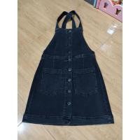 ราคา เอี๊ยมยีนมือสองสีดำสนิทผ้านิ่มสวยสภาพดี (28829246128)