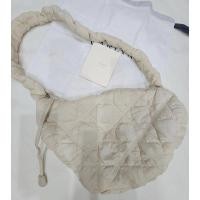 ราคา Carlyn cozy m สี ivory (24637663033)