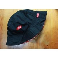 ราคา vans bucket hat มือสองของแท้ (11273834337)