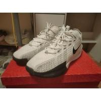 ราคา รองเท้าบาส(มือสอง)size9.5/43 (42553574872)