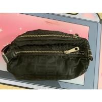 ราคา กระเป๋า คาดอกคาดเอว จีวองชี่ ของแท้มือสอง (9895764893)