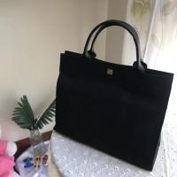 ราคา กระเป๋าถือผ้าไนล่อนสีดำ (5813979764)