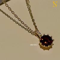 ราคา สร้อยพร้อมจี้พลอยสีแดงไวน์ Stainless steel (28429141261)